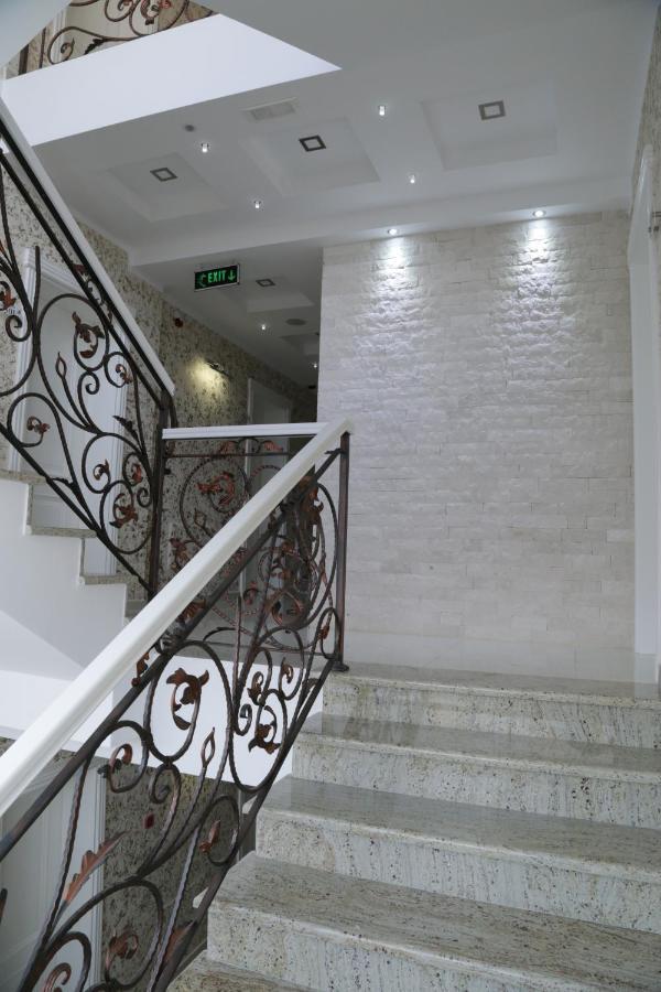 Hotel Metropolis Ulcinj Exteriér fotografie